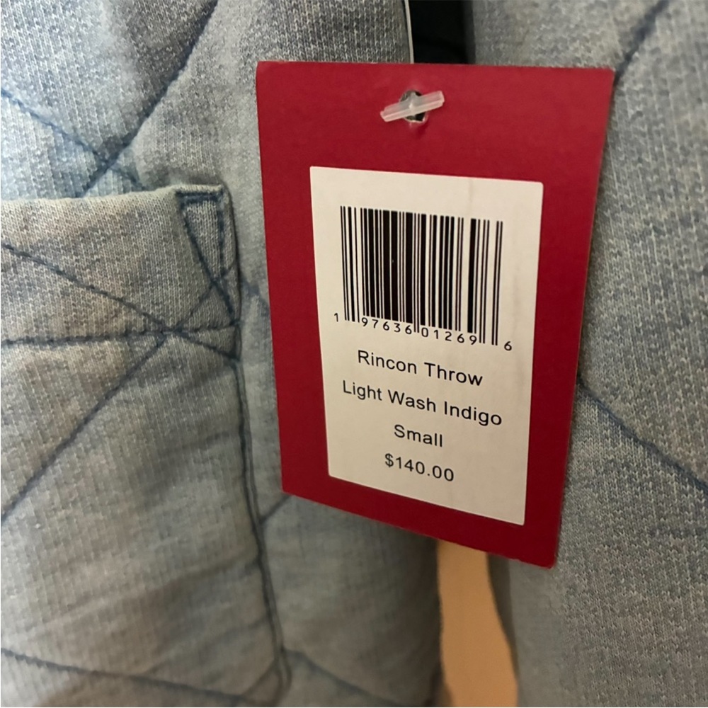NWT Kimes Ranch Ricon Throw Quilted Jacket in Light Indigo Wash Size Small - Picture 9 of 15